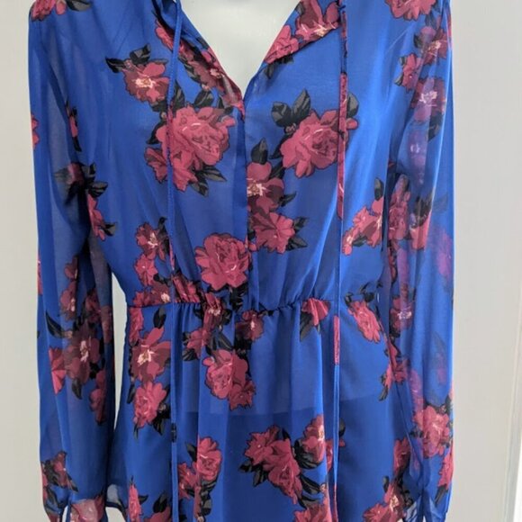 Dynamite Women's Floral Sheer Peplum Blouse | Size L - Picture 2 of 9
